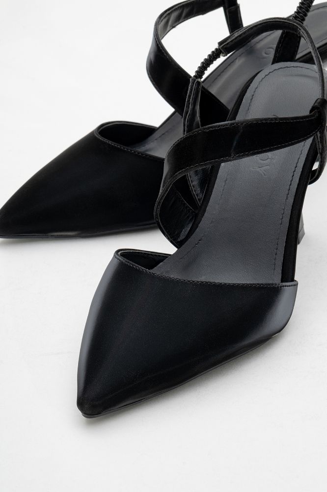 kadin-arkasi-acik-topuklu-stiletto-SIYAH IPEK-ERC252610-0091016_0